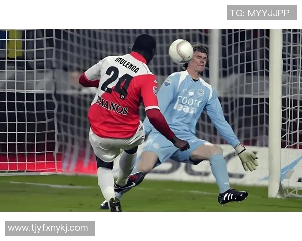 竞技队与纽维尔队的精彩对决揭示足球战术的较量与激情碰撞