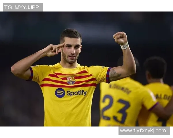 费兰托雷斯的崛起之路:从青训天才到足球明星的成长历程