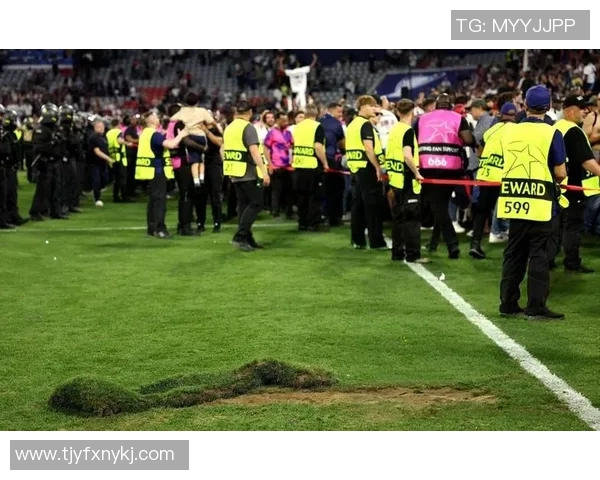 欧冠门票抢购引发系统崩溃数万球迷苦等12小时未能成功