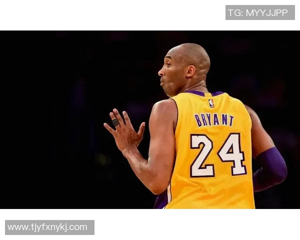 科比在2008年对阵爵士的经典表现回顾与赛季影响分析