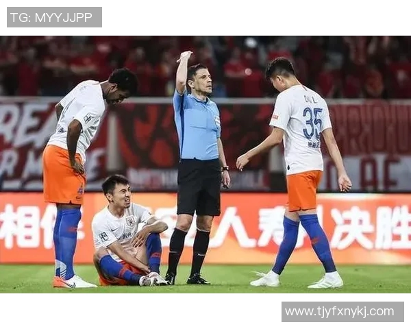 马来西亚足球队迎战香港队激情对决期待精彩瞬间